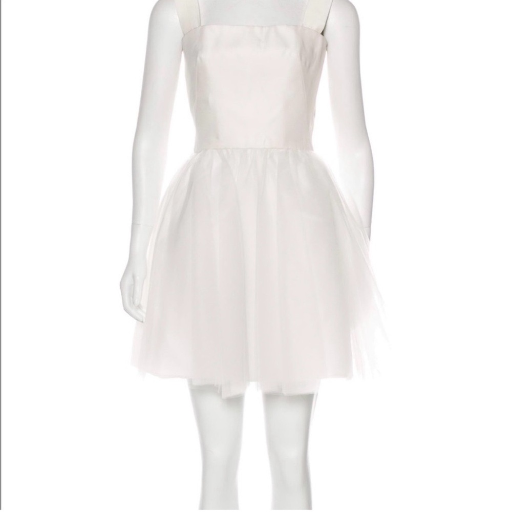 monique lhuillier silk tulle bridal mini
